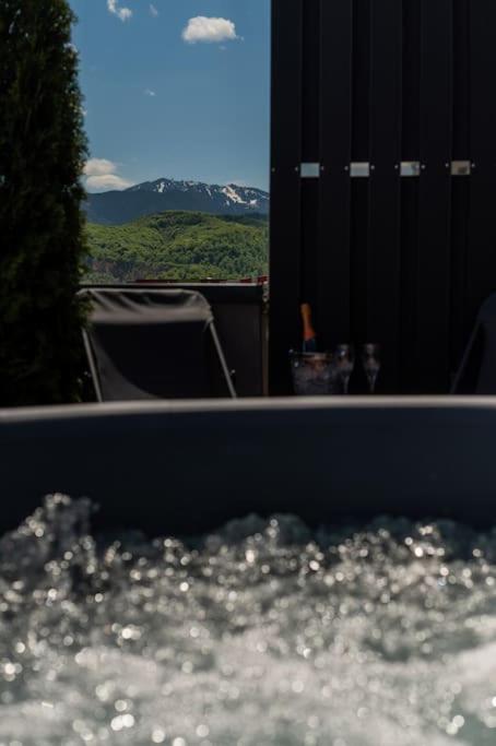 Skylark - Singapore Penthouse With Jacuzzi & Panoramic View ブラショフ エクステリア 写真